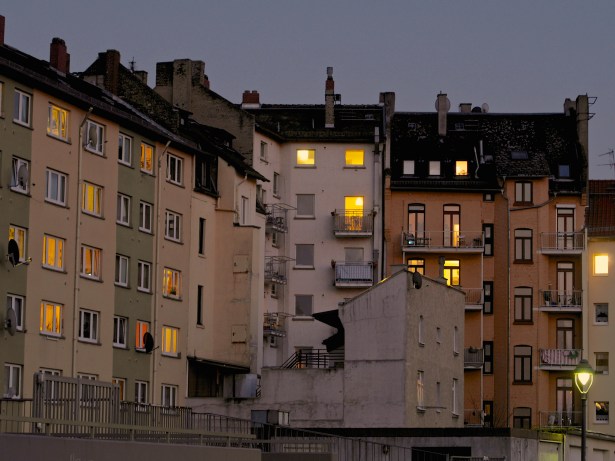 Wohnhaus Mainz, Observation Kurtz Detektei Essen, Copyright Alexander Schöppert