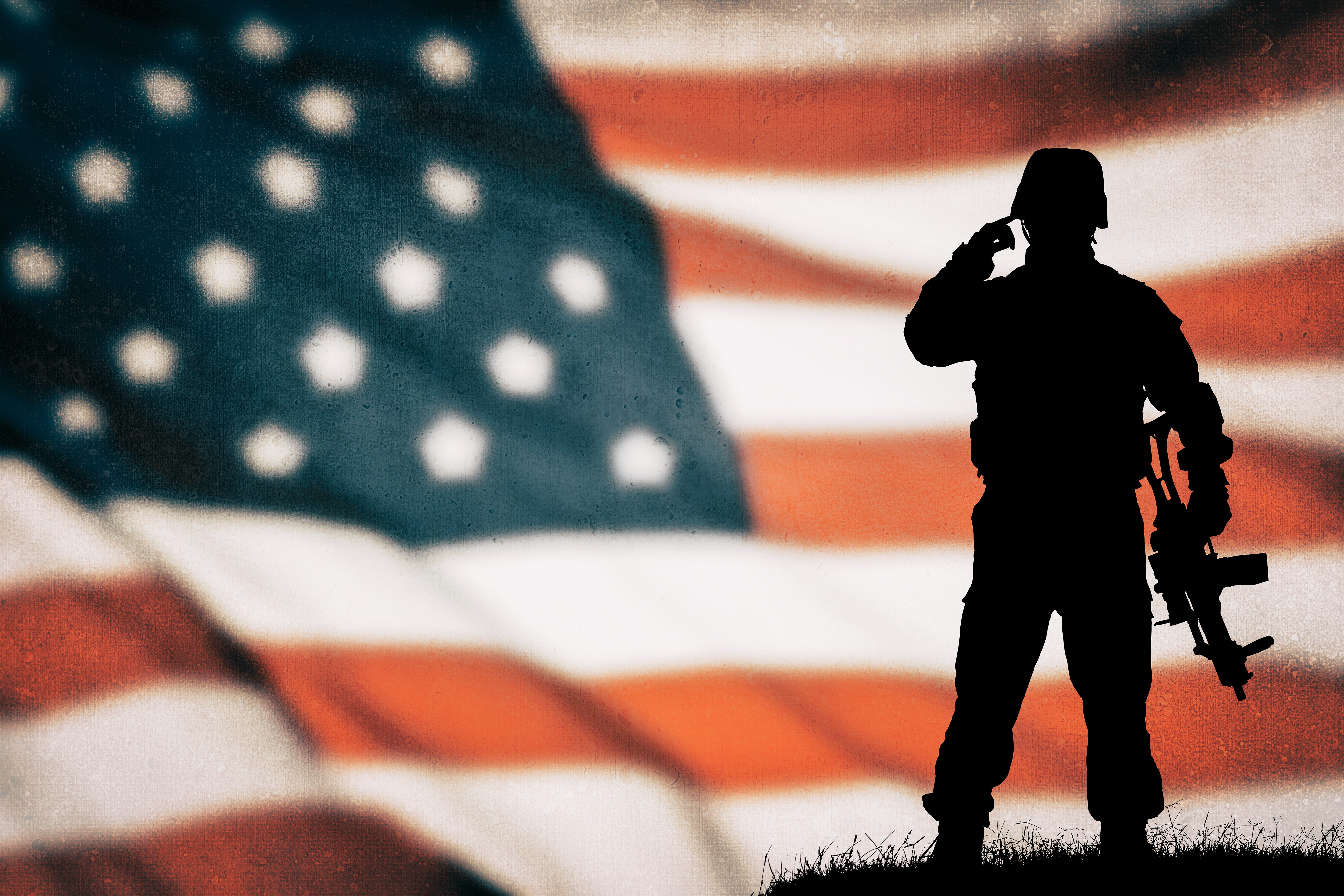 Soldat-Silhouette vor US-Flagge; Detektei USA, Detektiv Amerika, Privatdetektiv Vereinigte Staaten von Amerika, Detektiv USA